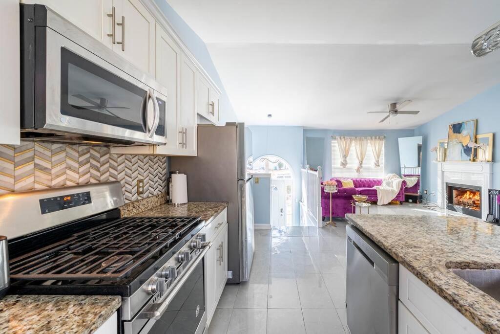 Amazing, Cozy & Warm Family Homewarm And Cozy Home Lithonia Extérieur photo